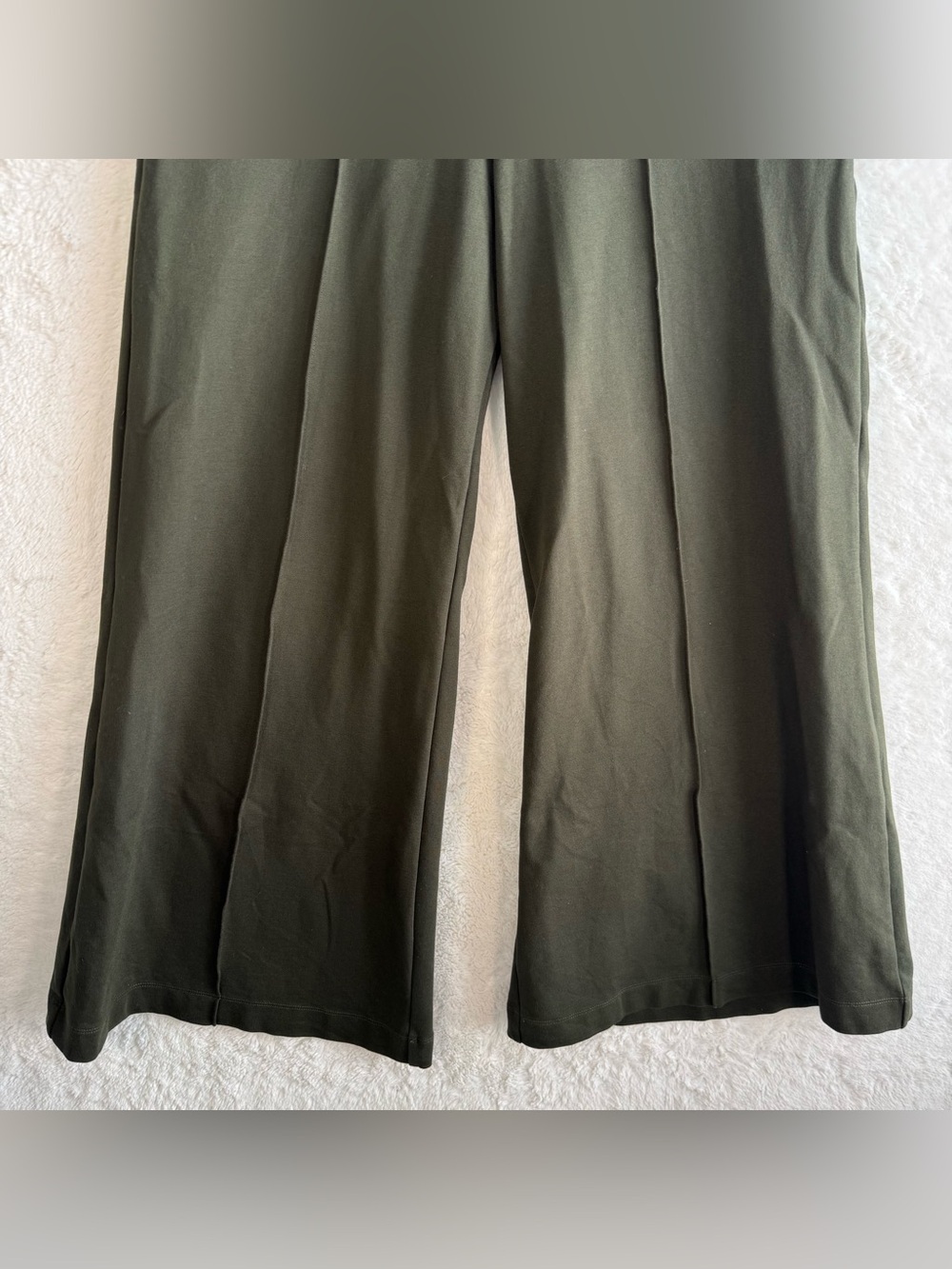 Quince Ultra-Stretch Ponte Super Wide Leg Ankle Pants Small Olive 27” Office - Picture 4 of 10